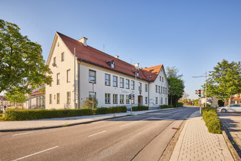 Gemeinde Emmerting Landkreis Altötting Rathaus (Dirschl Johann) Deutschland AÖ
